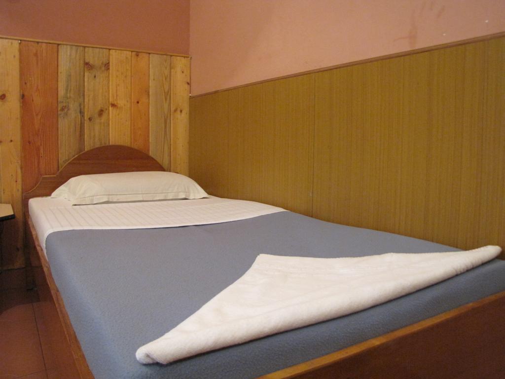 Hotel O Shree Amm Residency Bengaluru Szoba fotó