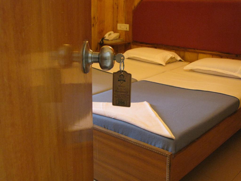 Hotel O Shree Amm Residency Bengaluru Szoba fotó